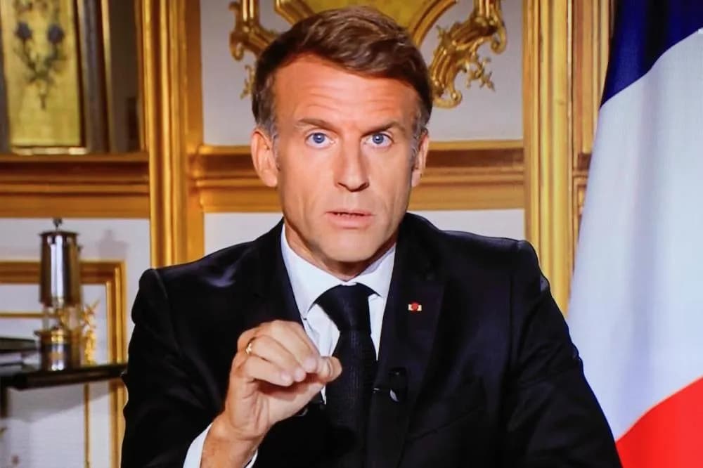 Macron condena violência em protestos na França após 2,4 mil detenções