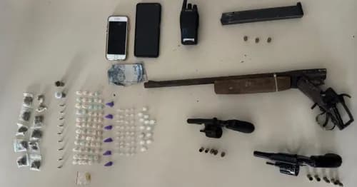 Polícia apreende armas e prende suspeitos ligados a facção em Lauro de Freitas