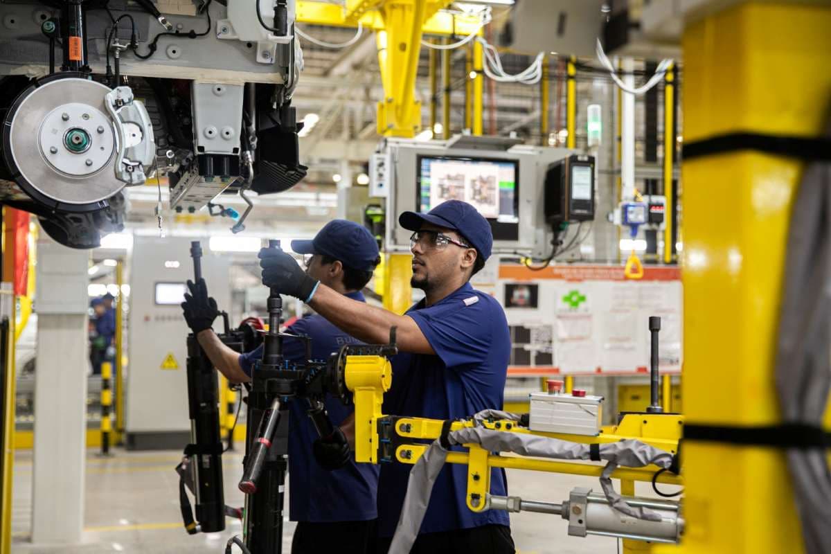 BYD abre 30 vagas de jovem aprendiz em Camaçari para setor automotivo