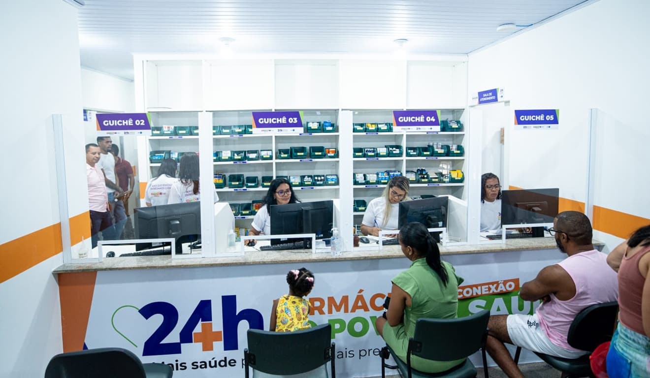 Farmácia do Povo 24h de Camaçari é reinaugurada com atendimento farmacêutico contínuo