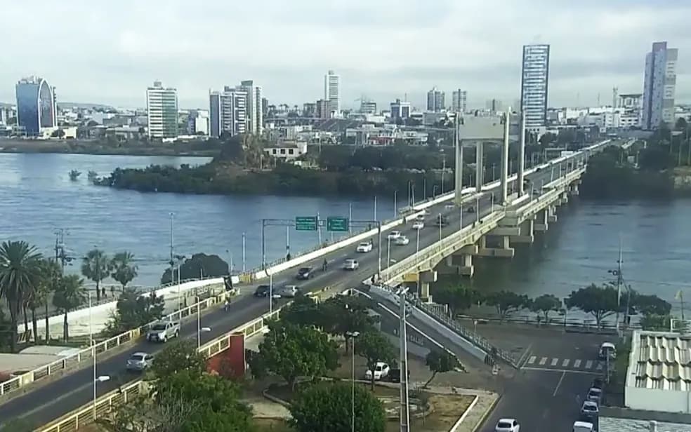 Dois homens são presos em Juazeiro por tráfico de drogas