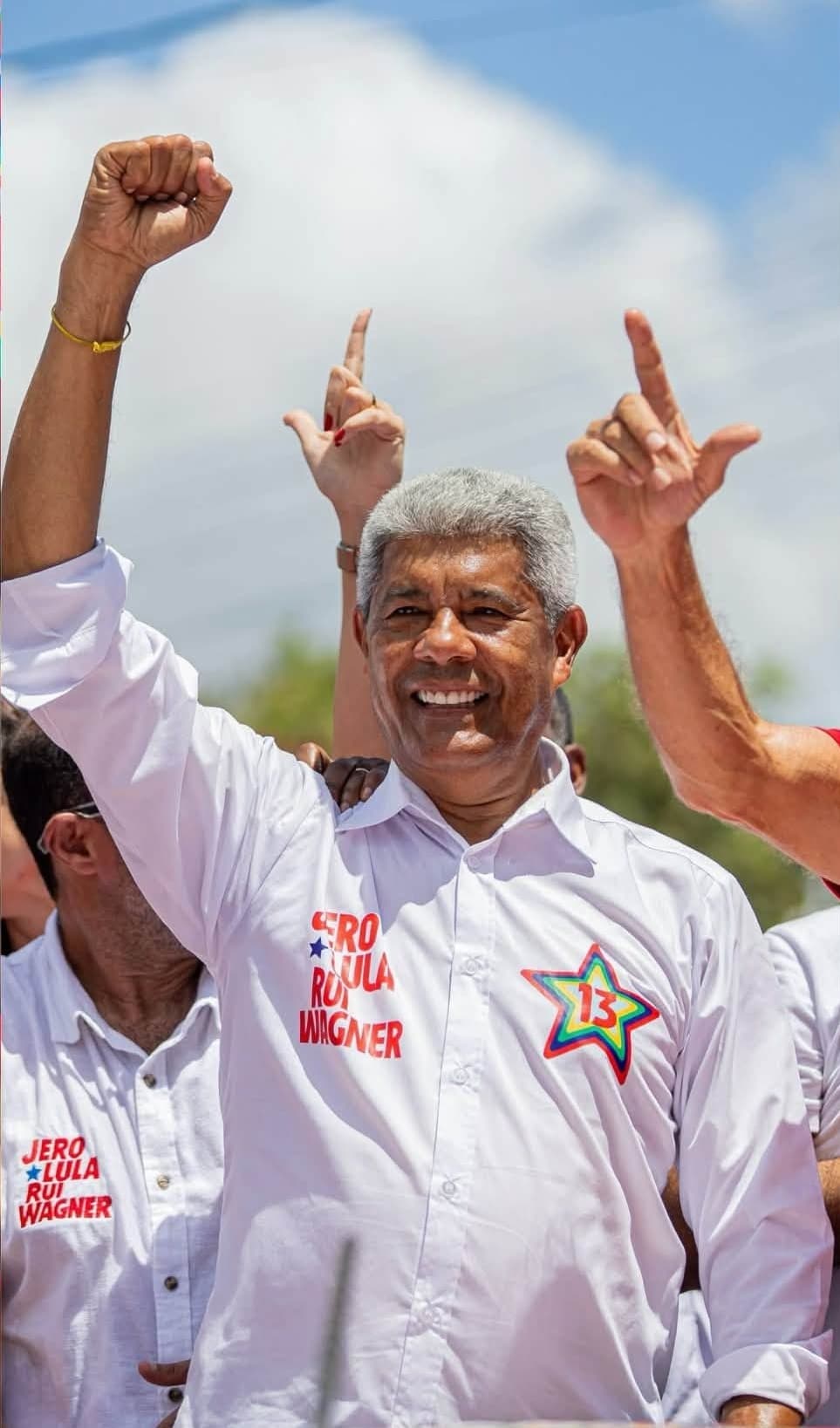 Jerônimo Rodrigues é reeleito com 55,8% e mantém PT na Bahia