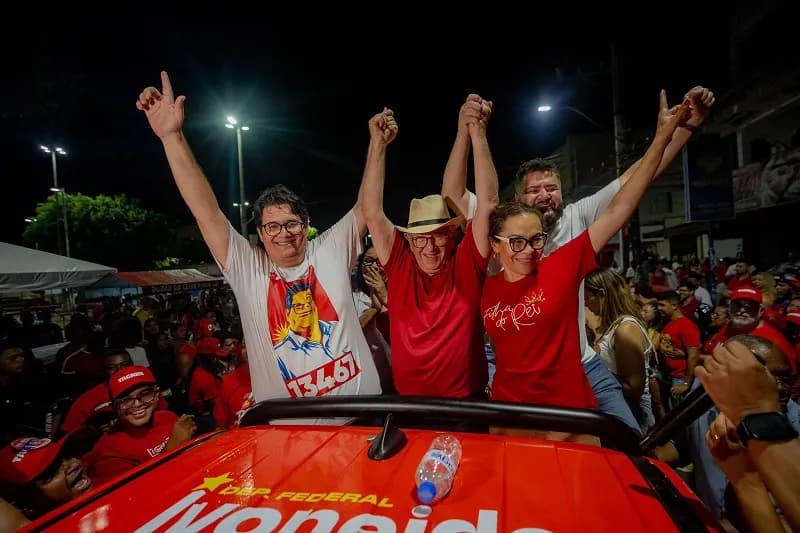 Tagner celebra 40,5 mil votos em Camaçari e conquista vaga na ALBA