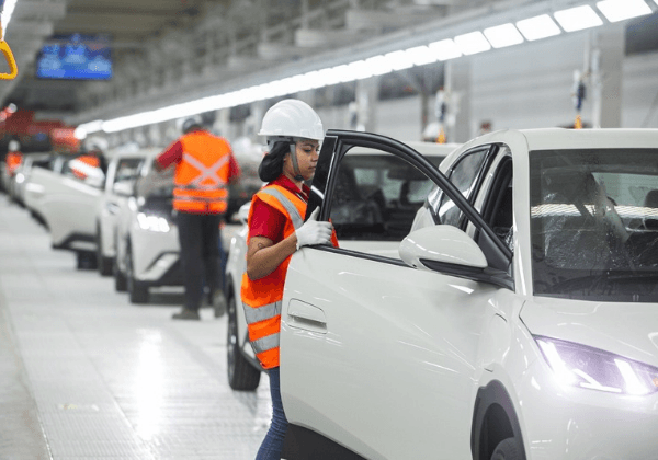 BYD abre mais de 115 vagas para pessoas com deficiência em Camaçari
