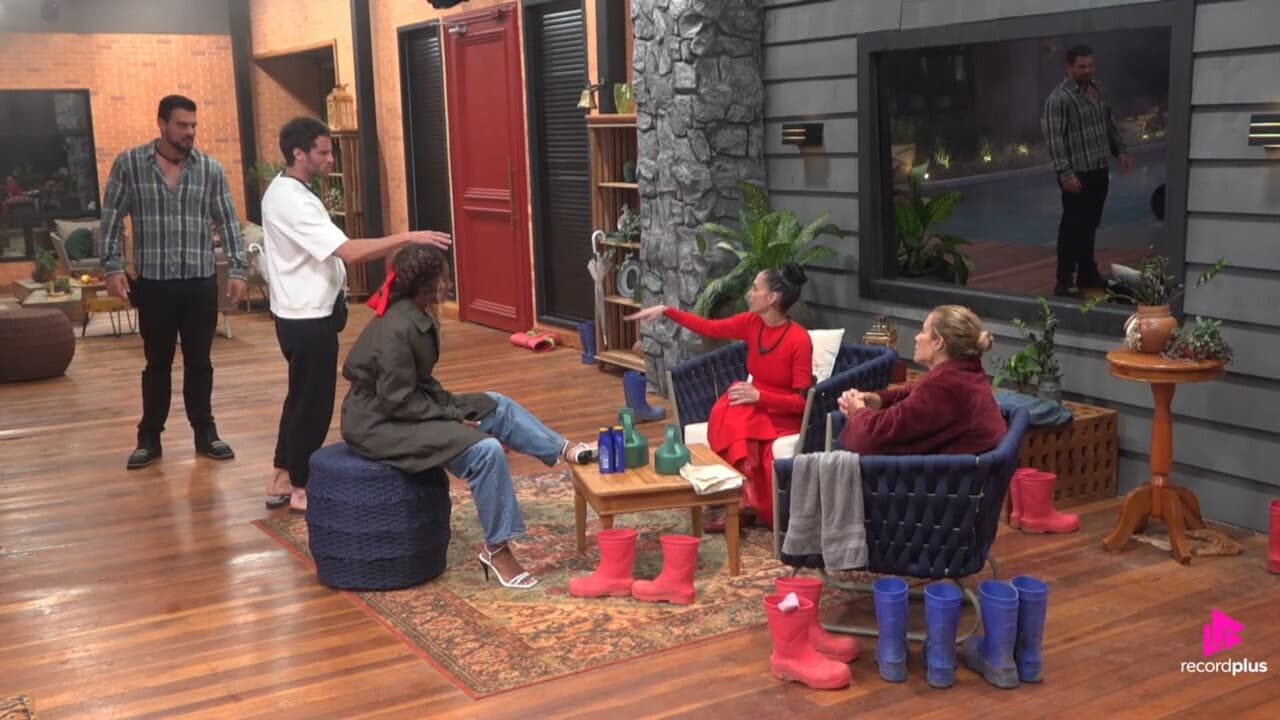 A Fazenda 18: Ariela confronta Renê após fala polêmica e troca farpas