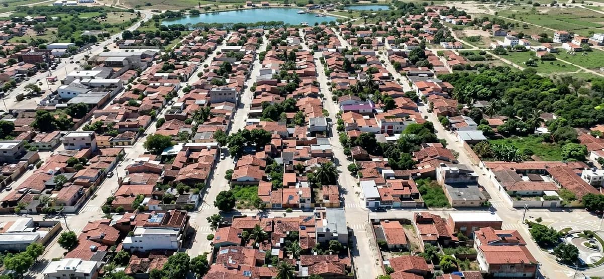 Denúncia aponta suspeitas em pagamentos de obra de praça em Quixabeira