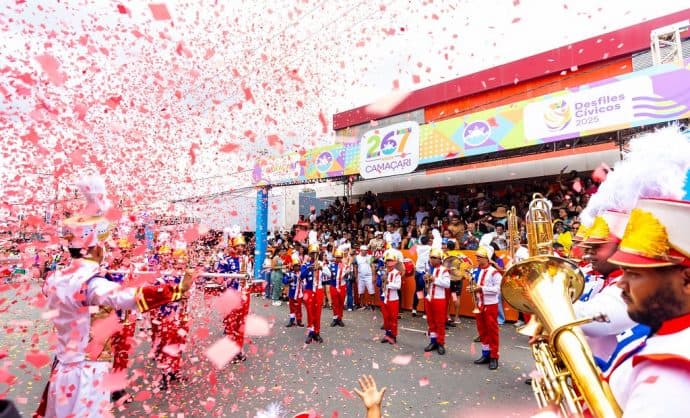Desfile de aniversário de Camaçari deve reunir milhares na Avenida 28 de Setembro