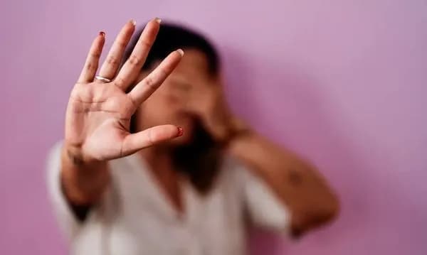 Mulher denuncia agressão e descumprimento de medida protetiva em Guanambi