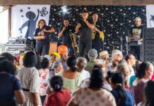 Idosos de Camaçari brilham no Baile Anos 60: emoção e alegria garantidas!