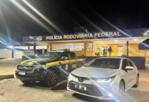 Chocante! Carro roubado em Camaçari é recuperado pela PRF no Norte da Bahia—Descubra como!