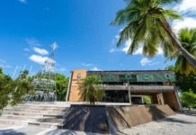 Prefeitura de Camaçari surpreende e antecipa 1/3 de férias da educação!