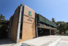 Câmara de Camaçari Agita Recesso e Aprova Projetos Cruciais do Executivo!