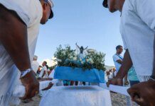 Iemanjá é Celebrada na Orla de Camaçari nesta Segunda-feira!