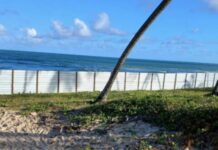 Muro que bloqueava acesso à praia em Barra do Jacuípe será removido