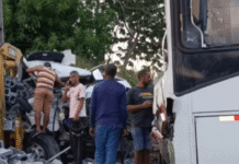 Acidente em Camaçari: ônibus e caminhão de tijolos deixam feridos