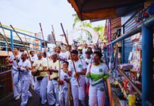 Cortejo em Camaçari homenageia guardiões da cultura popular