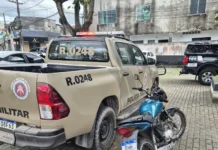 Motocicleta roubada é recuperada durante patrulha em Camaçari