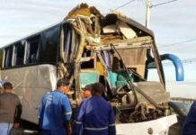 Acidente em Camaçari: Feridos em colisão entre caminhão e ônibus