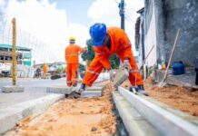 Nova Avenida Acajutiba: Pavimentação e Urbanização Avançam Rápido!