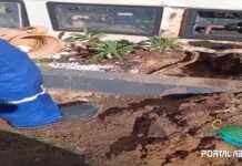 Embasa conserta vazamento urgente no Recanto do Piruí, Arembepe