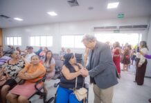 Caetano anuncia novos exames após 8 mil atendimentos em Camaçari