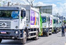 Camaçari ganha seis novos caminhões de coleta de lixo agora!