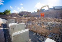 Macrodrenagem do Rio Camaçari: Novas Paredes de Concreto Instalas!