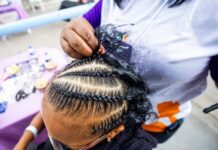 Cursos de Estética e Maquiagem Começam na Carreta da Beleza!